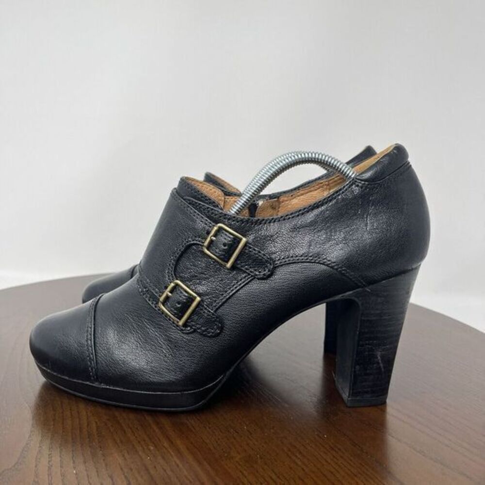 Clarks Flyrt Fancy Women's 10 M Black Leather Monk Strap Cap Toe Heel Ankle Boot